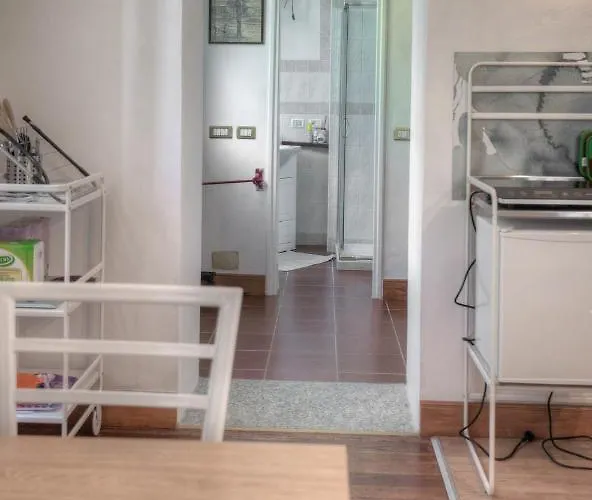 Casa Yin E Yang Стреза